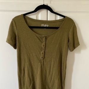 Green T Shirt